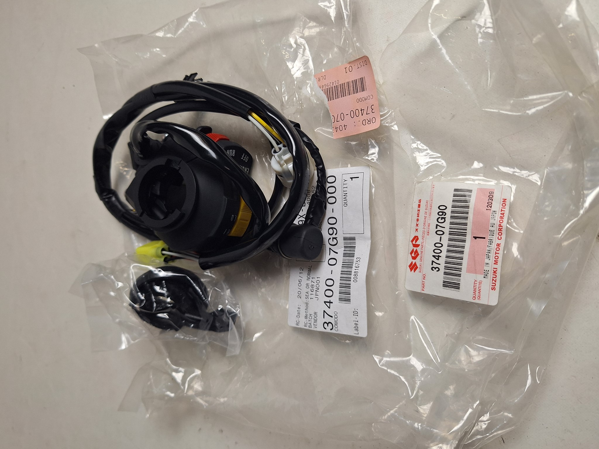 Picture of SUZUKI  LENKERSCHALTER  37400-07G90